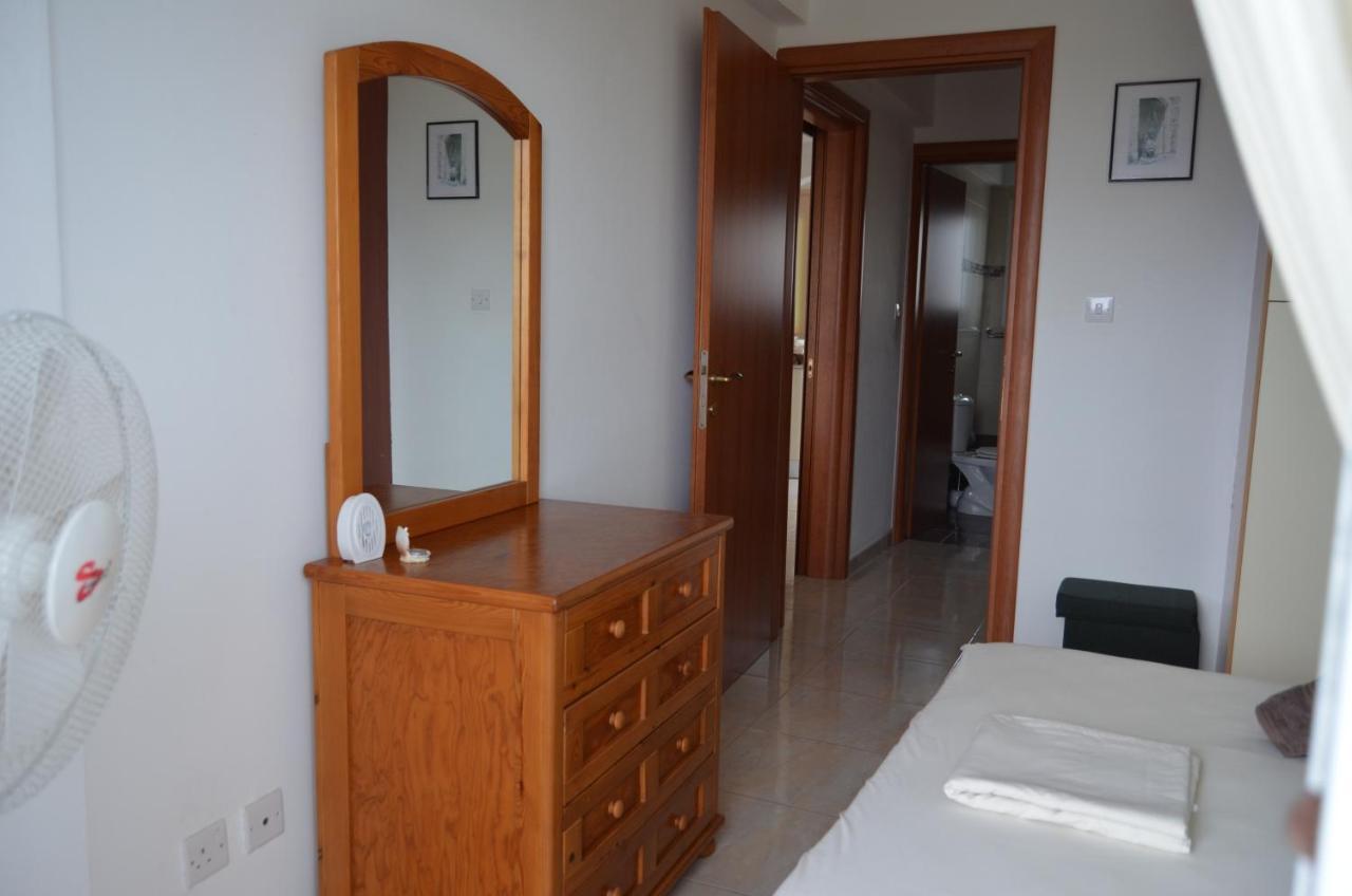 Ithaki Gardens Apartment 107 Paphos Extérieur photo